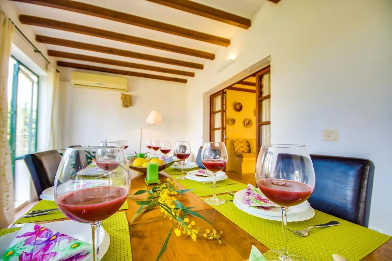 Ideal Property Mallorca - Can Comaro Alcudia  0*, Alcudia (Mallorca)